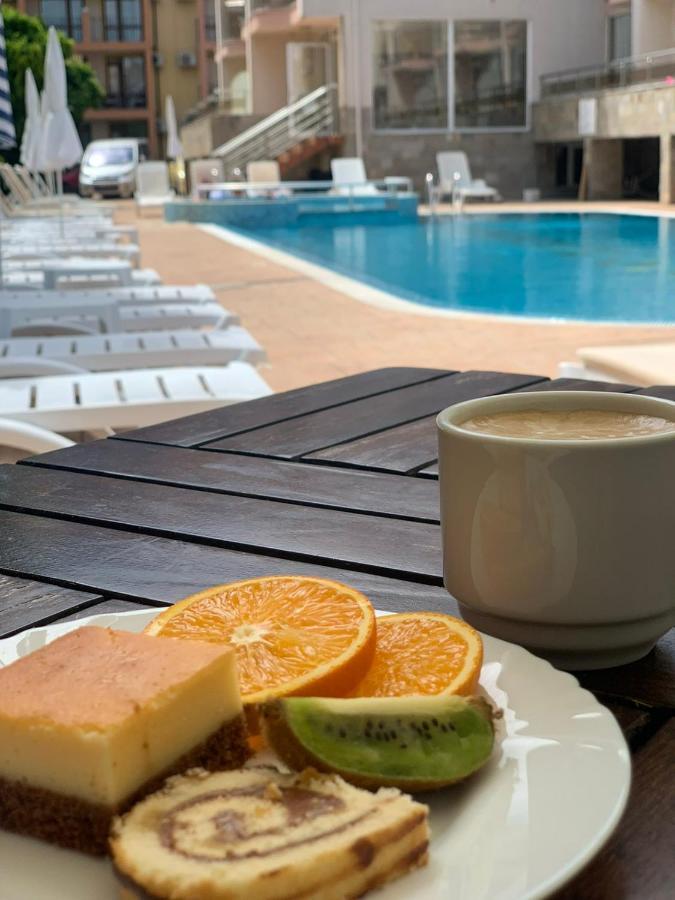 Tropics Hotel Sveti Vlas Luaran gambar
