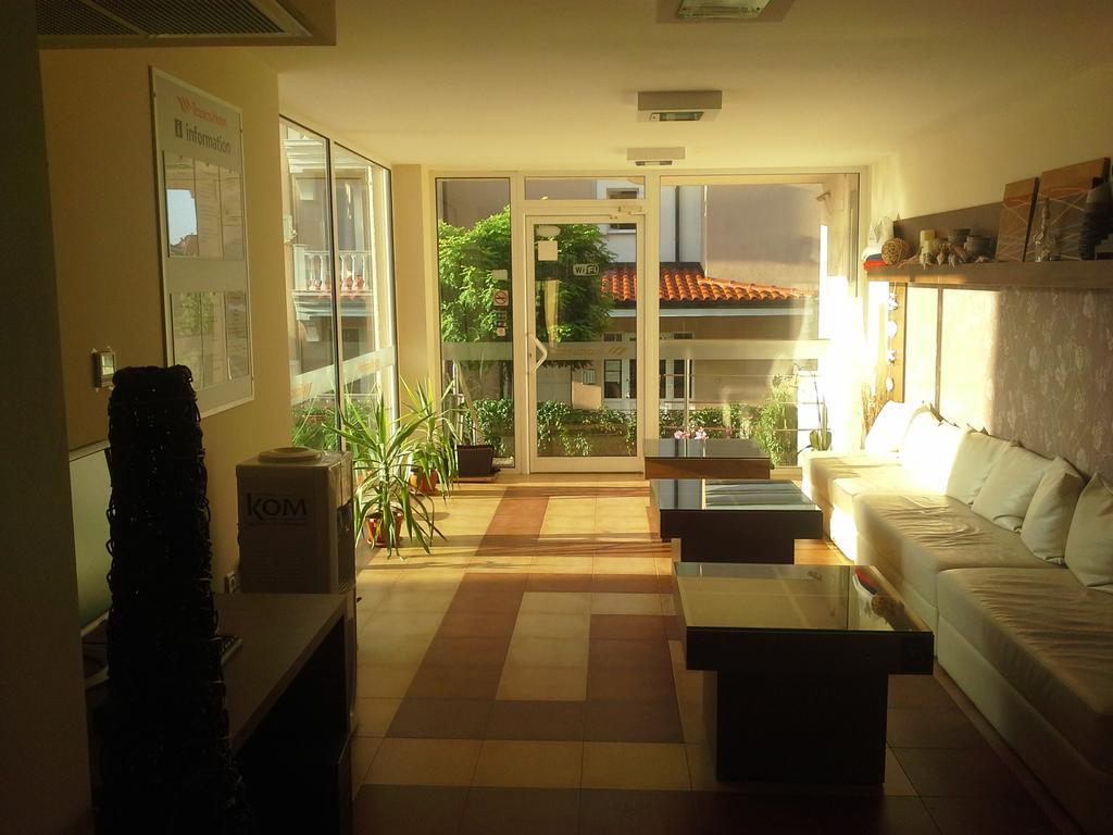 Tropics Hotel Sveti Vlas Luaran gambar