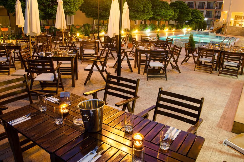Tropics Hotel Sveti Vlas Luaran gambar