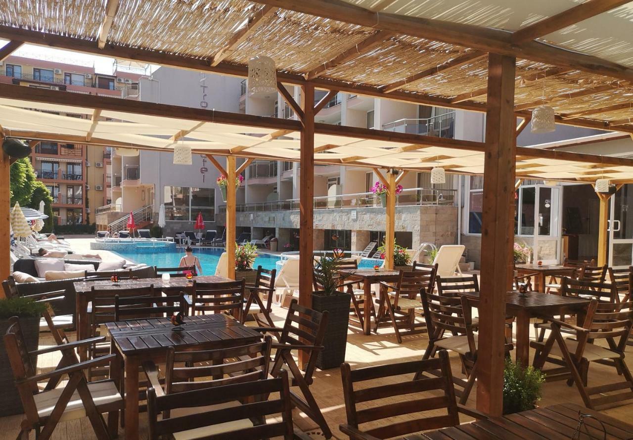 Tropics Hotel Sveti Vlas Luaran gambar