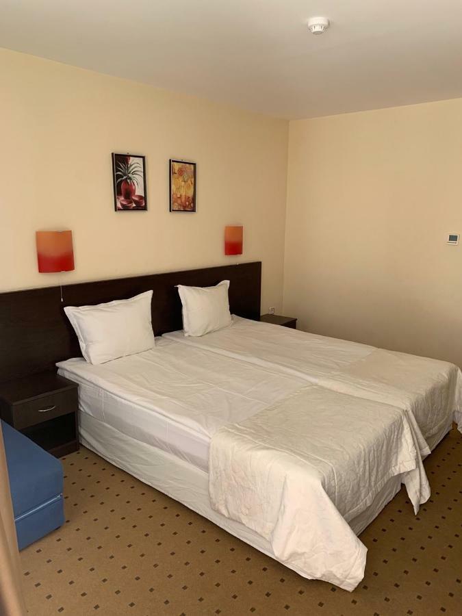 Tropics Hotel Sveti Vlas Luaran gambar