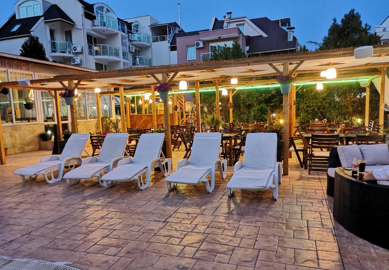 Tropics Hotel Sveti Vlas Luaran gambar